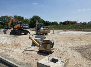 284041782_166617522485209_2416331970499241943_n