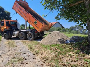 368852093_318744823939144_5147607714774393043_n